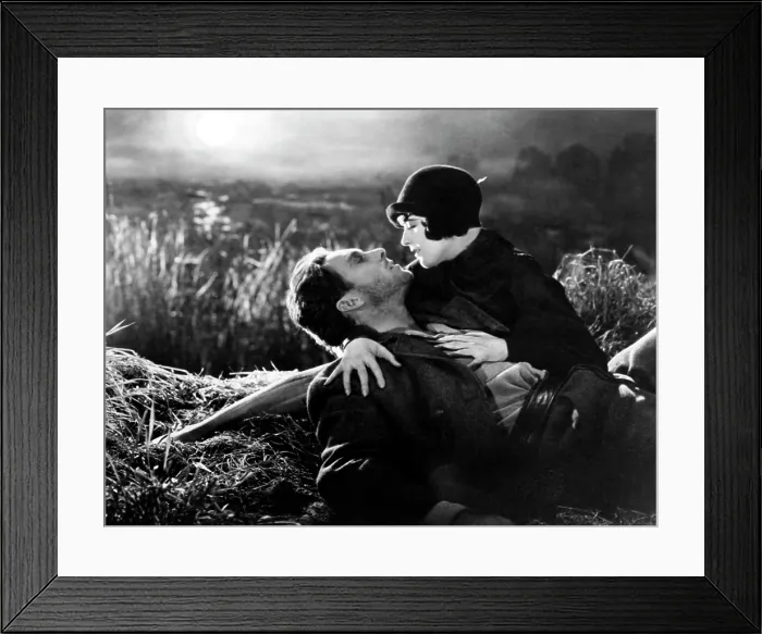 Framed Print : SUNRISE, (aka SUNRISE: A SONG OF TWO HUMANS'), from left: George O'Brien, Margaret Livingston, 1927