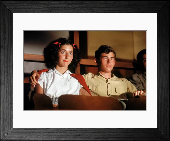 Framed Print : SUMMER OF 42, from left: Katherine Allentuck, Gary Grimes, 1971
