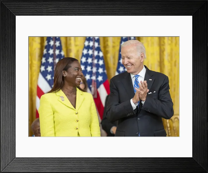 Framed Print : President Joe Biden presents the Medal of Freedom to Dr. Sandra Lindsay, July 7, 2022. She was the first American to receive a COVID-19 vaccine following the clinical trials Framed Print : President Joe Biden presents the Medal of Freedom to Dr. Sandra Lindsay, July 7, 2022. She was the first American to receive a COVID-19 vaccine following the clinical trials