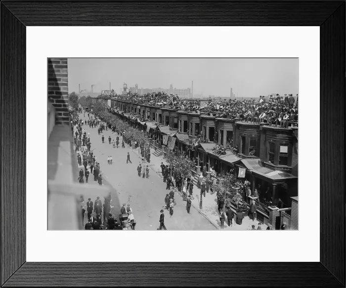 Framed Print : From the roofs of row houses, fans watch the World Series game at Shibe Park, Philadelphia, Oct. 9, 1914