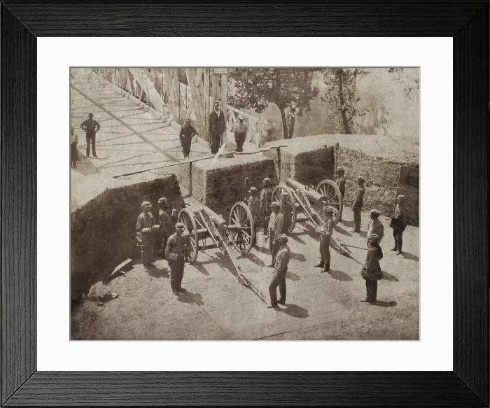 Framed Print : Union battery on Chain Bridge over the Potomac River during the US Civil War, 1862. The bridge was in northwest Washington, DC (BSLOC_2018_6_173)