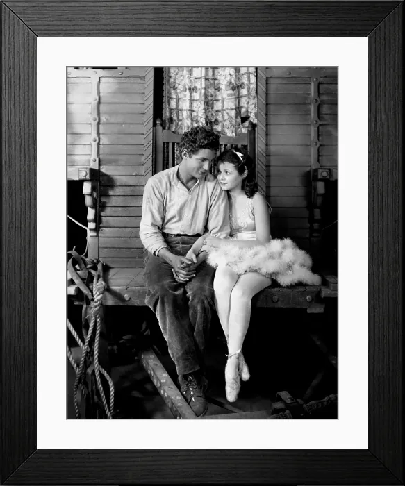 Framed Print : STREET ANGEL, from left: Charles Farrell, Janet Gaynor, 1928, TM & Copyright 20th Century Fox Film Corp. / courtesy Everett Collection