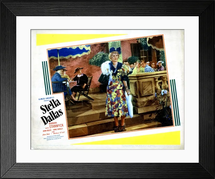Framed Print : STELLA DALLAS, Barbara Stanwyck, 1937