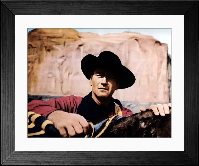 Framed Print : THE SEARCHERS, John Wayne, 1956 Framed Print : THE SEARCHERS, John Wayne, 1956