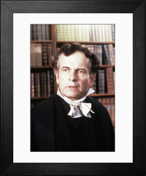 Framed Print : DREAMCHILD, Ian Holm as Lewis Carroll, 1985, Universal / courtesy Everett Collection