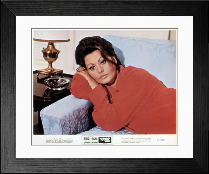 Framed Print : A COUNTESS FROM HONG KONG, Sophia Loren, 1967