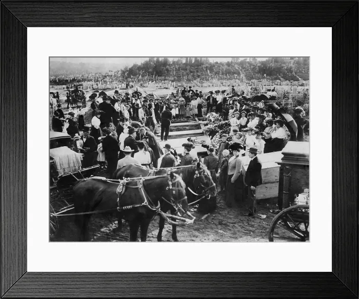Framed Print : Crowd and horse-drawn hearses at mass burial in North Collinwood, Ohio, March 1908 Framed Print : Crowd and horse-drawn hearses at mass burial in North Collinwood, Ohio, March 1908