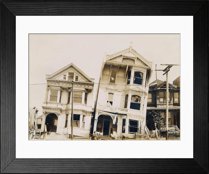 Framed Print : Damaged wood houses after the San Francisco Earthquake, April 18, 1906