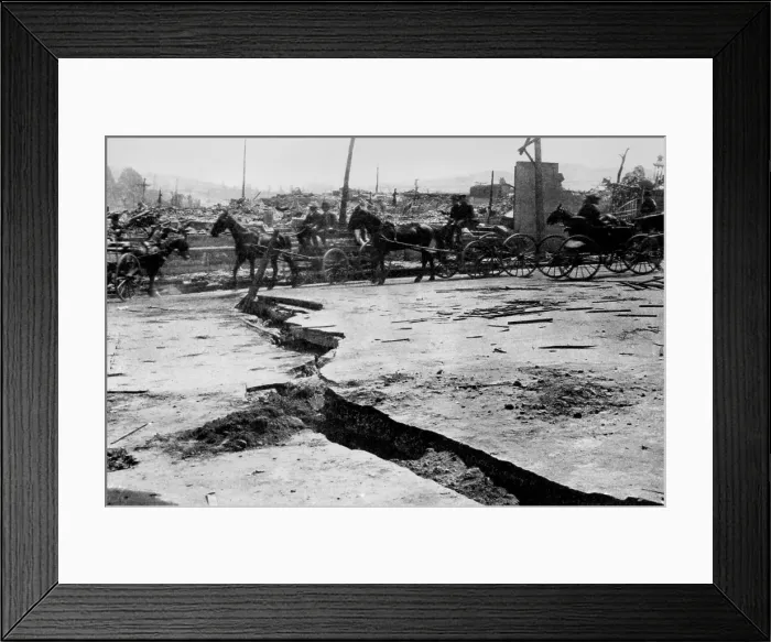 Framed Print : Break in asphalt paving on Van Ness Avenue after the San Francisco Earthquake, 1906