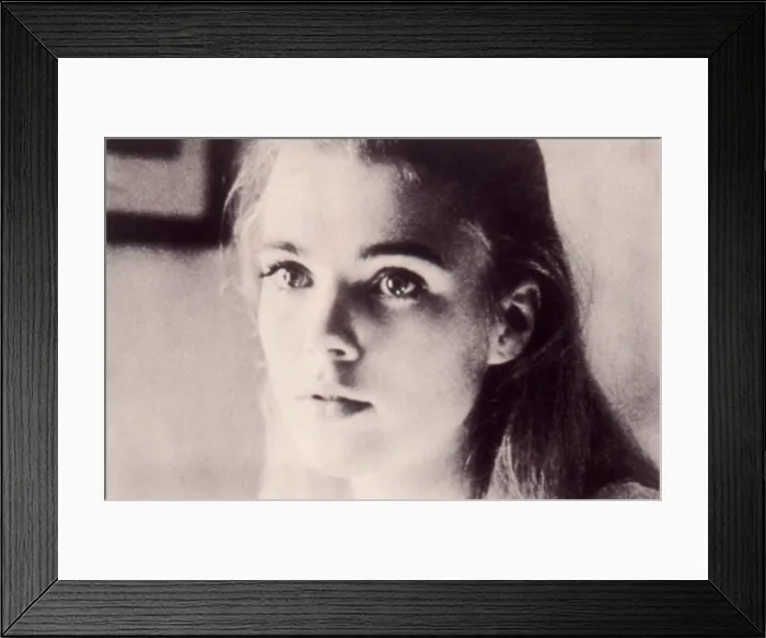 Framed Print : ELVIRA MADIGAN, Pia Degermark, 1967 Framed Print : ELVIRA MADIGAN, Pia Degermark, 1967