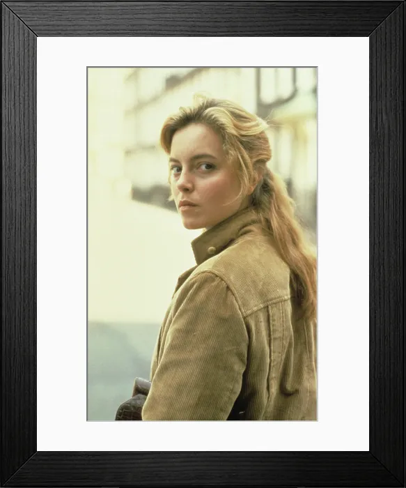 Framed Print : DEFENCE OF THE REALM, Greta Scacchi, 1986, Hemdale / courtesy Everett Collection Framed Print : DEFENCE OF THE REALM, Greta Scacchi, 1986, Hemdale / courtesy Everett Collection