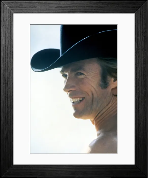 Framed Print : EVERY WHICH WAY BUT LOOSE, Clint Eastwood, 1978. Warner Bros. / Courtesy Everett Collection Framed Print : EVERY WHICH WAY BUT LOOSE, Clint Eastwood, 1978. Warner Bros. / Courtesy Everett Collection