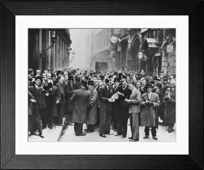 Framed Print : London curb stock market was active on June 5, 1933, after the US abandoned the gold standard Framed Print : London curb stock market was active on June 5, 1933, after the US abandoned the gold standard