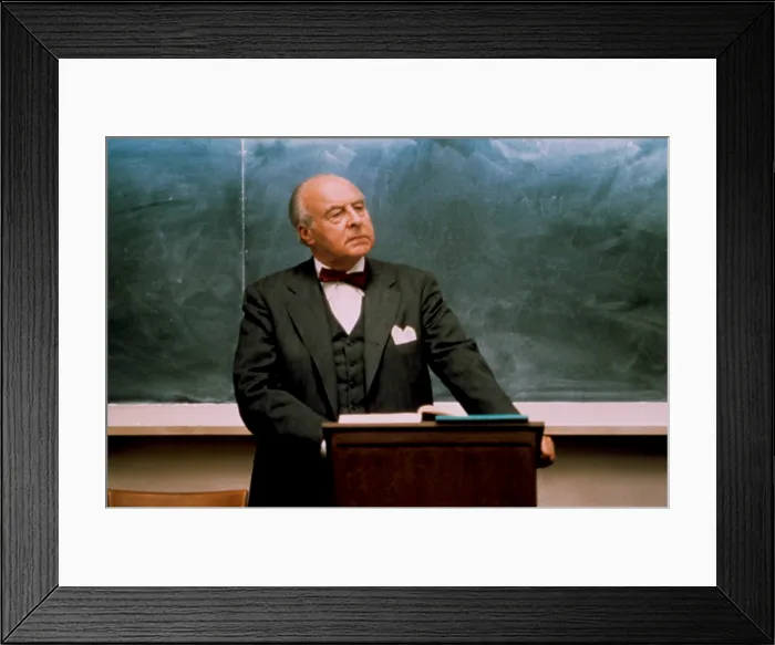 Framed Print : THE PAPER CHASE, John Houseman, 1973. TM and Copyright 20th Century Fox Film Corp. All rights reserved. / Courtesy Everett Collection Framed Print : THE PAPER CHASE, John Houseman, 1973. TM and Copyright 20th Century Fox Film Corp. All rights reserved. / Courtesy Everett Collection