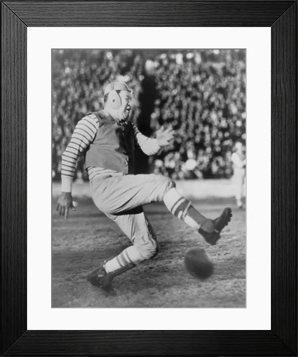 Framed Print : Jim Thorpe punting during a charity football game played in Seattle in 1931. In the same year he sold the film rights to his life story to MGM for $1, 500 ($25, 500 in 2019) Framed Print : Jim Thorpe punting during a charity football game played in Seattle in 1931. In the same year he sold the film rights to his life story to MGM for $1, 500 ($25, 500 in 2019)
