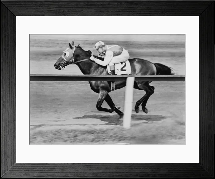 Framed Print : Johnny Red Pollard jockeying Seabiscuit to win the 28th Yonkers Handicap at Empire City Race Track, August 24, 1937