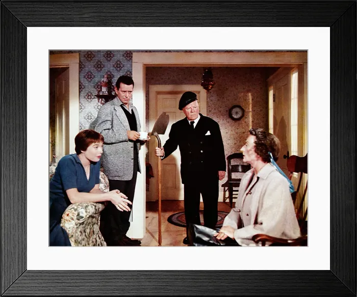 Framed Print : THE TROUBLE WITH HARRY, Shirley MacLaine, John Forsythe, Edmund Gwenn, Mildred Natwick, 1955