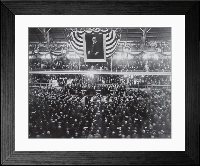 Framed Print : Republican National Convention, June 21, 1904, engaged in the opening prayer