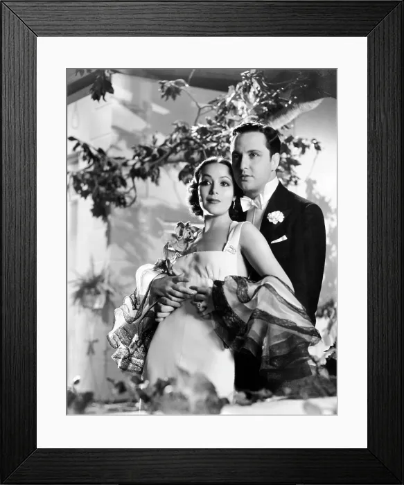 Framed Print : FLYING DOWN TO RIO, Dolores del Rio, Raul Roulien, 1933 Framed Print : FLYING DOWN TO RIO, Dolores del Rio, Raul Roulien, 1933