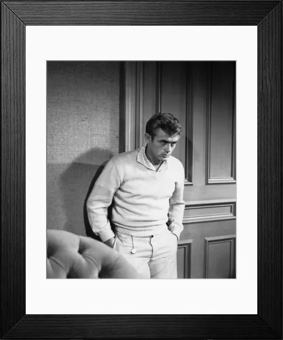 Framed Print : EAST OF EDEN, James Dean, 1955