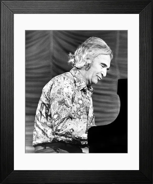Framed Print : AT THE TOP, Dave Brubeck, 1976. Courtesy: CSU Archives  /  Everett Collection