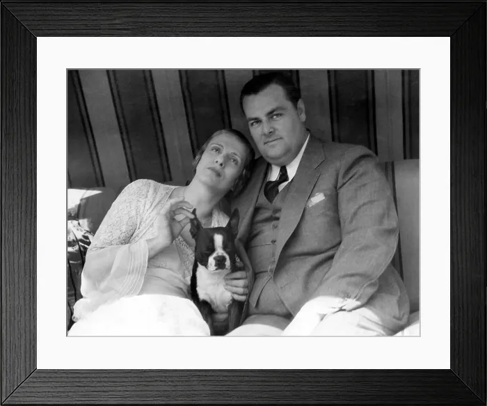 Framed Print : Evangelist Aimee Semple McPherson with husband David Hutton, 1932.. Courtesy: CSU Archives  /  Everett Collection