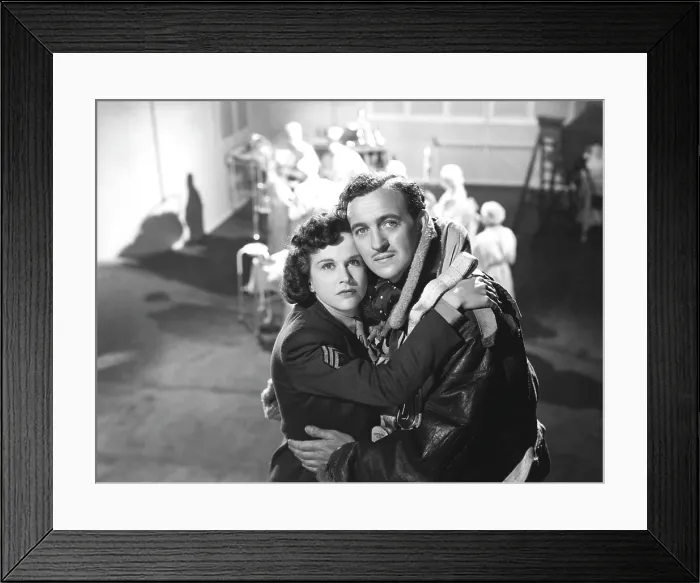 Framed Print : A MATTER OF LIFE AND DEATH, (aka STAIRWAY TO HEAVEN), from left: Kim Hunter, David Niven, 1946 Framed Print : A MATTER OF LIFE AND DEATH, (aka STAIRWAY TO HEAVEN), from left: Kim Hunter, David Niven, 1946