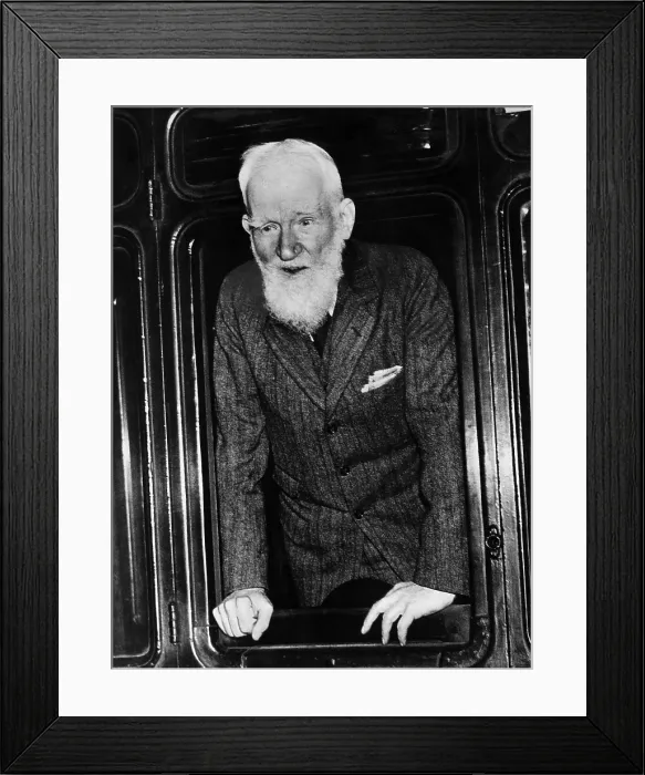 Framed Print : Playwright George Bernard Shaw at St. Pancras Station, London about to leave for South Africa. March 28, 1935. Courtesty: CSU Archives / Everett Collection