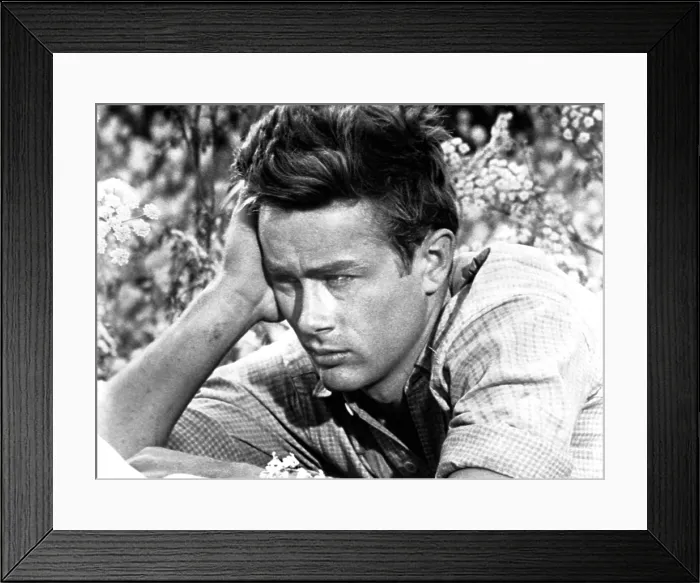 Framed Print : EAST OF EDEN, James Dean, 1955