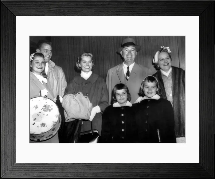 Framed Print : Members of Grace Kelly's family, (l to r: Mr and Mrs Donald Levine, Betty Kelly, Mr and Mrs Jack Kelly and nieces Mary Lee Davis and Meg Davis) Framed Print : Members of Grace Kelly's family, (l to r: Mr and Mrs Donald Levine, Betty Kelly, Mr and Mrs Jack Kelly and nieces Mary Lee Davis and Meg Davis)