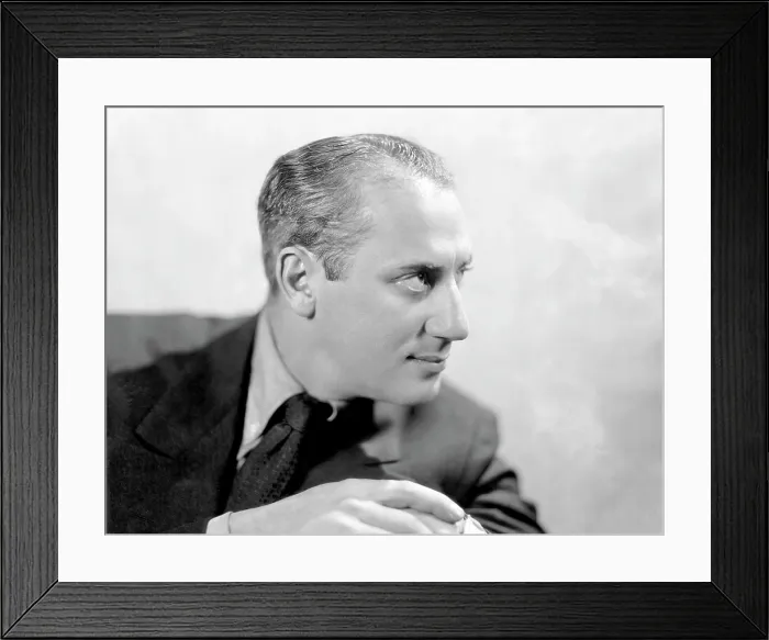 Framed Print : Groucho Marx (1890-1977), American comedian, circa 1933. Courtesy: CSU Archives / Everett Collection Framed Print : Groucho Marx (1890-1977), American comedian, circa 1933. Courtesy: CSU Archives / Everett Collection