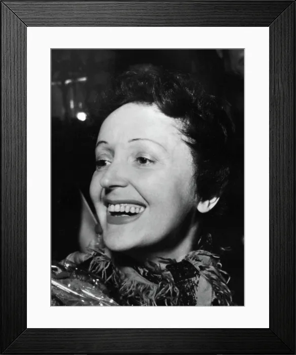 Framed Print : EDITH PIAF, late 1940s Framed Print : EDITH PIAF, late 1940s