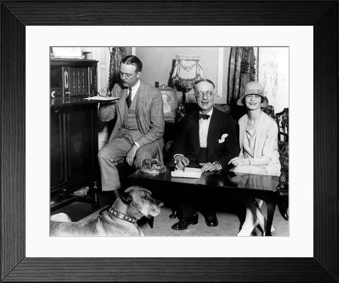Framed Print : New York Governor Alfred E. Smith (center), surrounded by his daughter (right), and his son-in-law. Major John A. Warner. Albany, New York, July 2, 1928