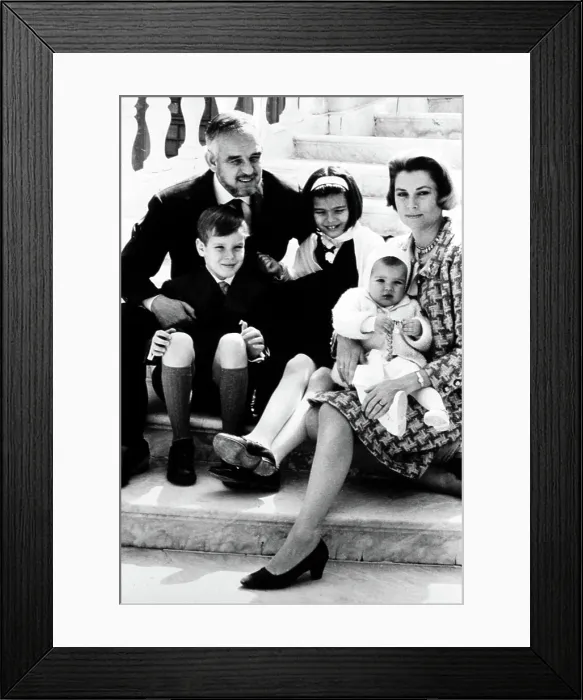 Framed Print : Prince Rainier, Princess Grace with their children, 1966. Courtesy: CSU Archives / Everett Collection Framed Print : Prince Rainier, Princess Grace with their children, 1966. Courtesy: CSU Archives / Everett Collection