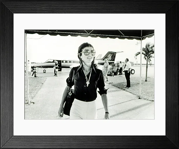 Framed Print : JACQUELINE KENNEDY ONASSIS, at a private airline terminal in Palm Beach, 3 / 5 / 73.. Courtesy: CSU Archives / Everett Collection Framed Print : JACQUELINE KENNEDY ONASSIS, at a private airline terminal in Palm Beach, 3 / 5 / 73.. Courtesy: CSU Archives / Everett Collection