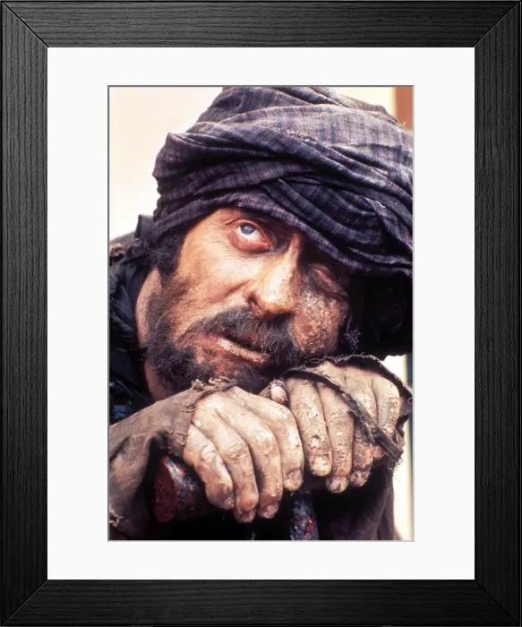 Framed Print : THE MAN WHO WOULD BE KING, Michael Caine, 1975