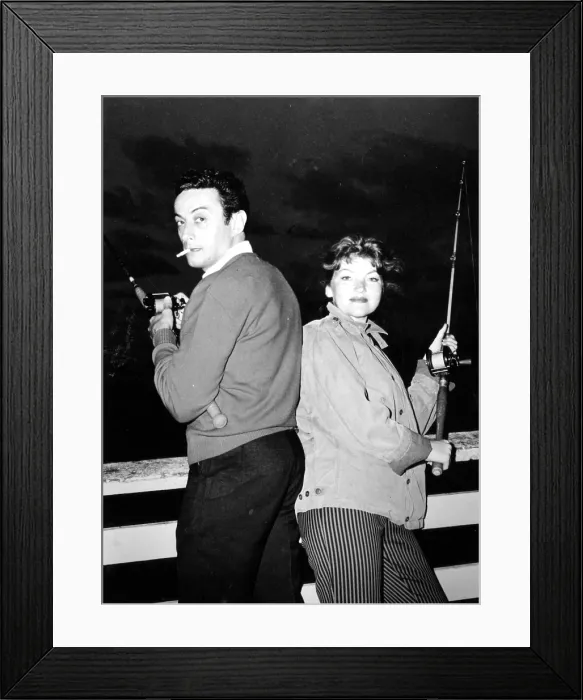 Framed Print : LENNY BRUCE, with his wife Honey Harlow, 1959, Photo: Everett Collection / CSU Archives Framed Print : LENNY BRUCE, with his wife Honey Harlow, 1959, Photo: Everett Collection / CSU Archives