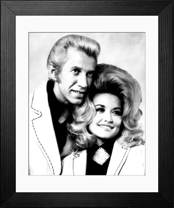 Framed Print : Porter Wagoner, Dolly Parton, 1973. Courtesy: CSU Archives  /  Everett Collection