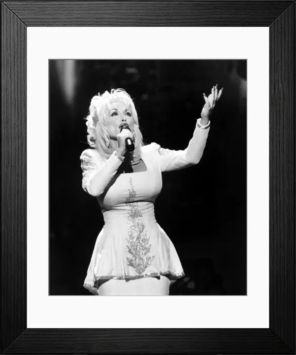 Framed Print : Dolly Parton, 1990s.. Courtesy: CSU Archives  /  Everett Collection