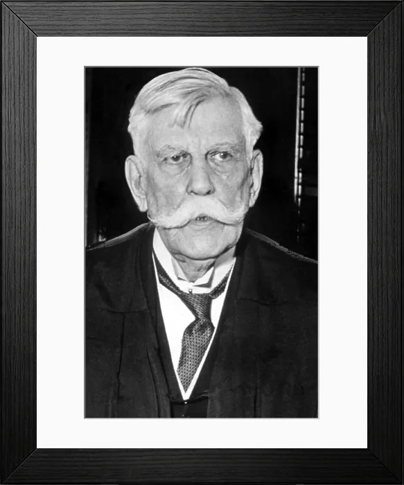 Framed Print : Oliver Wendell Holmes, Jr. 1932.. Courtesy: CSU Archives  /  Everett Collection