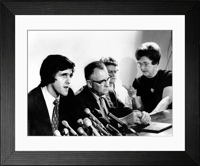 Framed Print : John Kerry, Richard Siglar, Mrs. Francis Ford, and Mrs. Sigler.Prisoner of War Families and Vietnam Veterans against the War in conference, 7 / 22 / 1971