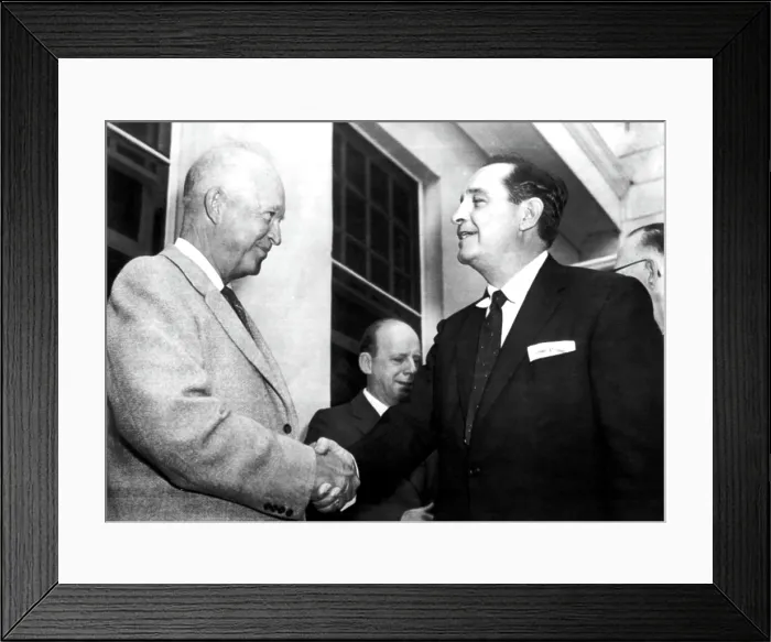 Framed Print : President Dwight D. Eisenhower, Arkansas Governor Orval Faubus, 09 / 14 / 57. Courtesy: CSU Archives  /  Everett Collection