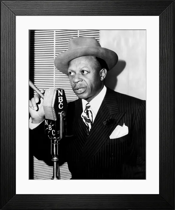 Framed Print : Eddie Rochester Anderson on NBC radio, 1945. Courtesy: CSU Archives / Everett Collection Framed Print : Eddie Rochester Anderson on NBC radio, 1945. Courtesy: CSU Archives / Everett Collection