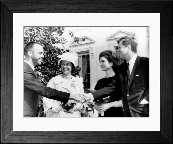 Framed Print : Astronaut Alan Shepard Jr. (1923-1998), and Louise Shepard, are greeted by Jacqueline Kennedy, and John F. Kennedy, after arrival at the White House, May 8, 1961