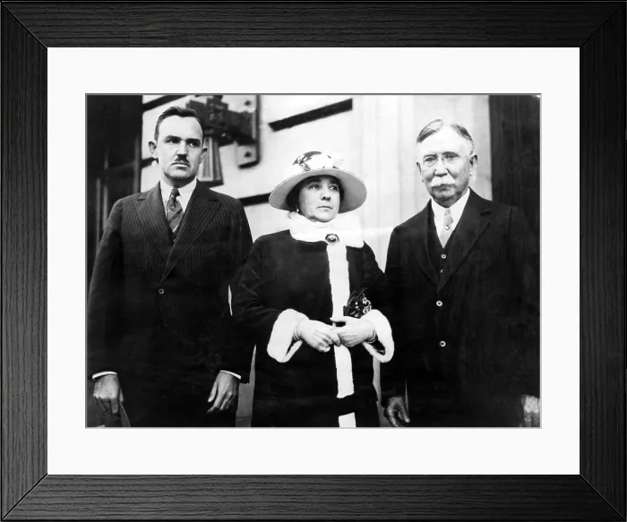 Framed Print : Edward L. Doheny, Jr. Mrs. Doheny, and Edward L. Doheny, Sr. leaving the Federal Court in Los Angeles, after being tried in an oil scandal, November 5, 1924 Framed Print : Edward L. Doheny, Jr. Mrs. Doheny, and Edward L. Doheny, Sr. leaving the Federal Court in Los Angeles, after being tried in an oil scandal, November 5, 1924