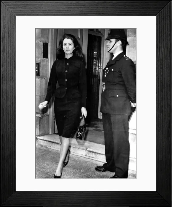 Framed Print : Christine Keeler leaveing the flat of friend Paula Hamilton-Marshall en route to Magistrates Court. September 9, 1963. Courtesy: CSU Archives / Everett Collection Framed Print : Christine Keeler leaveing the flat of friend Paula Hamilton-Marshall en route to Magistrates Court. September 9, 1963. Courtesy: CSU Archives / Everett Collection