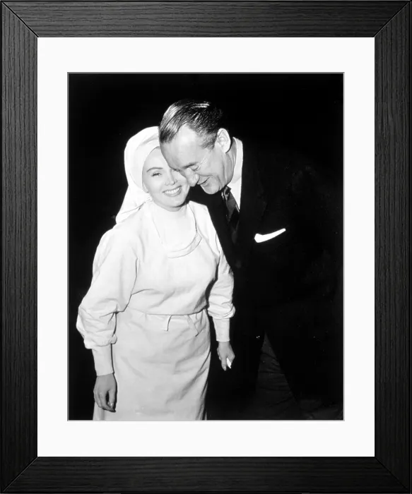 Framed Print : ZSA ZSA Gabor with husband George Sanders, 1957. Courtesy: CSU Archives  /  Everett Collection