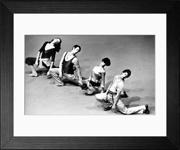 Framed Print : Twyla Tharp (2nd from right) with her dance company, circa 1976. Courtesy: CSU Archives / Everett Collection Framed Print : Twyla Tharp (2nd from right) with her dance company, circa 1976. Courtesy: CSU Archives / Everett Collection