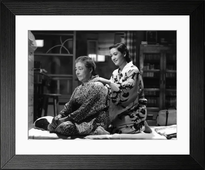 Framed Print : TOKYO STORY, (aka TOKYO MONOGATARI), Chieko Higashiyama, Setsuko Hara, 1953