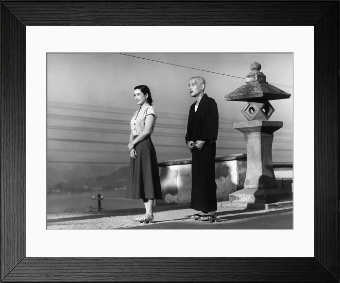 Framed Print : TOKYO STORY, (aka TOKYO MONOGATARI), Setsuko Hara, Chishu Ryu, 1953